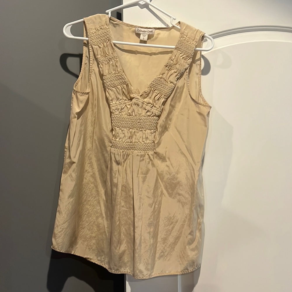 Size large Coldwater Creek, sleeveless top In beige